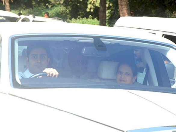 aishwarya leaves for home with her baby 4