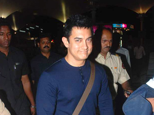 aamir snapped at airport 5