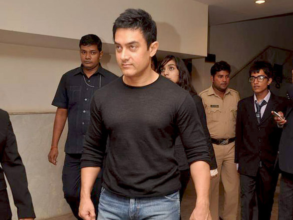 aamir khan at rotaract club of h r colleges personality contest 17