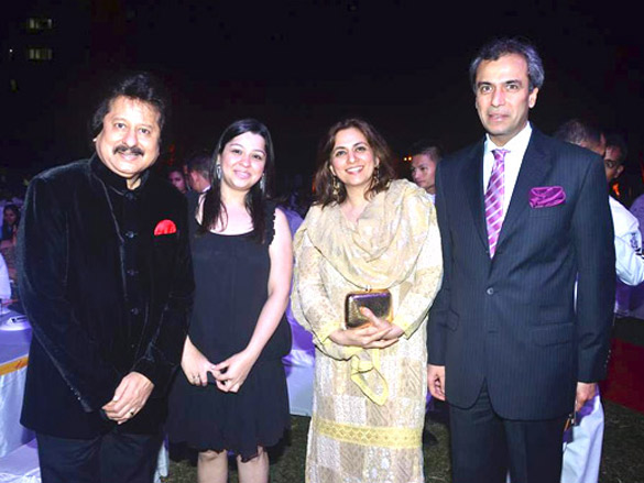 udita goswami and lucky morani at navy ball 2011 15