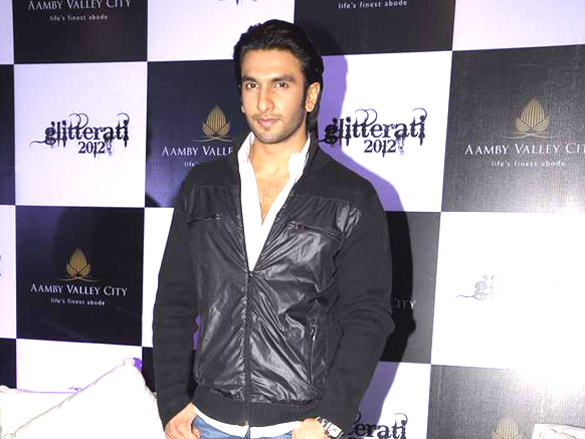 ranveer singh at sahara star new years bash press meet 3