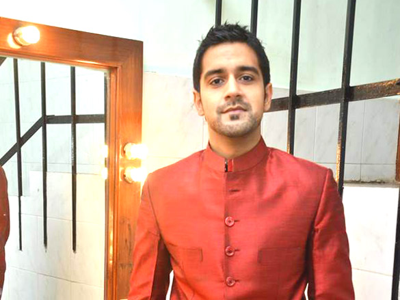vir das at sophias play 6