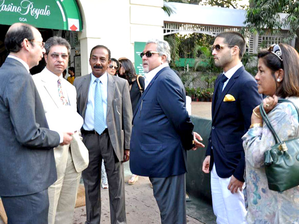vijay and siddharth mallya at casino royale race 2