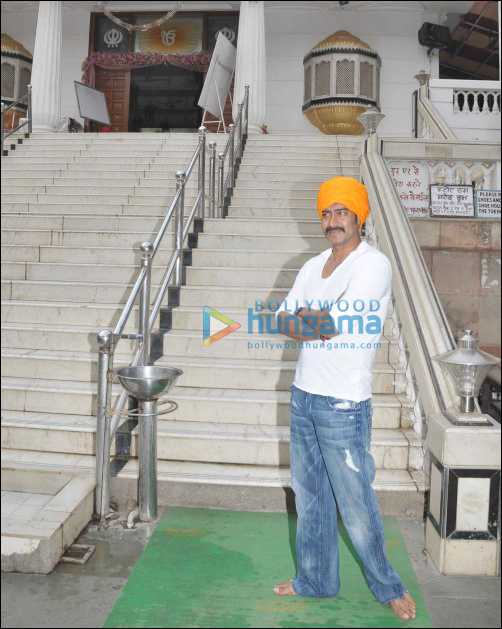 Check Out: Ajay Devgn spotted at Gurudwara