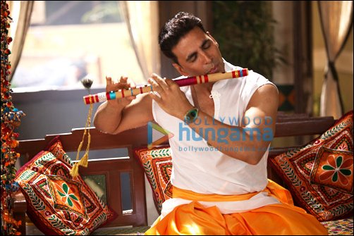 Check Out: Akshay as Lord Krishna in OMG Oh My God
