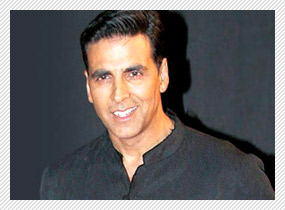 Akshay Kumar hits a six at Indo-Pak match