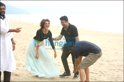 Check out: Arjun Rampal, Jacqueline, Bhushan Kumar on sets of Roy in Malaysia