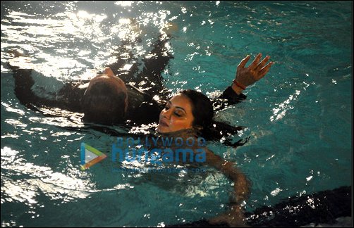 Minissha Lamba played lifeguard to Vinay Pathak in Bheja Fry 2