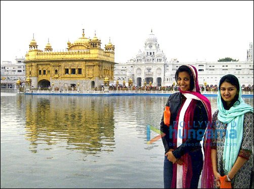 Check Out: Mugdha Godse at the Golden Temple