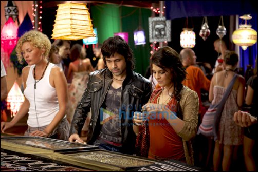 Check out: Emraan and Jacqueline shooting Murder 2 in Goa