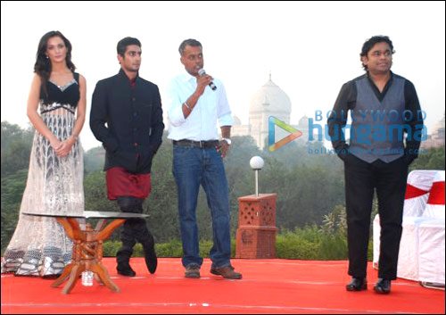Rahman, Prateik, Amy at the Taj Mahal
