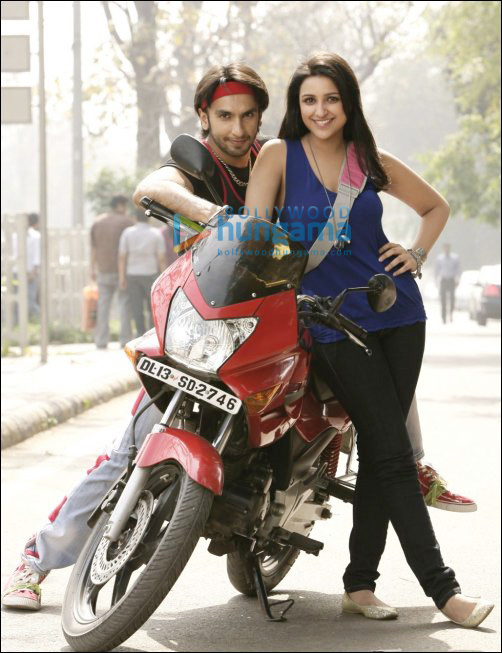 Check out: Ranveer Singh and Parineeti Chopra on sets of Ladies V/S Ricky Bahl