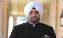Rishi Kapoor fine tunes his Punjabi for his role in Patiala House