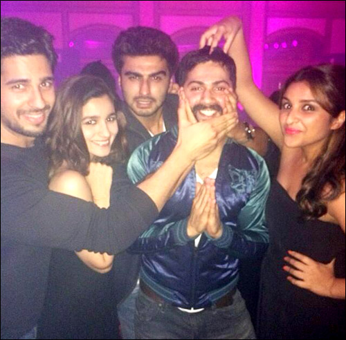 Check out: Parineeti, Alia, Sidharth, Arjun party with Varun in his new look