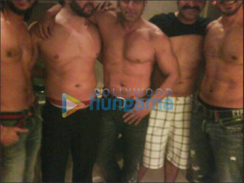 Bare-chested Salman plus four other actors