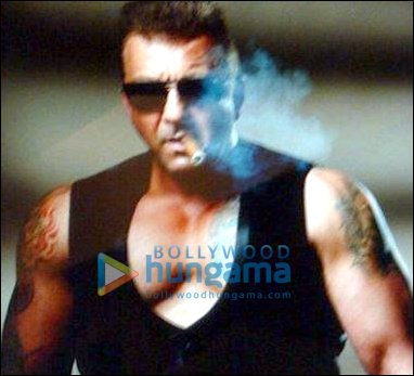 Check Out: Sanjay Dutt’s look in Ra.One