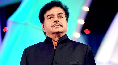 “When celebrities try to comment on issues that they don’t know about they cut a sorry figure” – Shatrugan Sinha