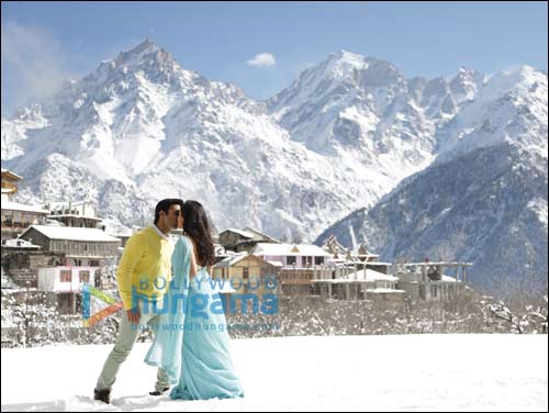 Check out: Yami Gautam and Pulkit Samrat set temperatures soaring in Shimla