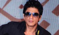 Shah Rukh was presented with graphic version of Always Kabhi Kabhi
