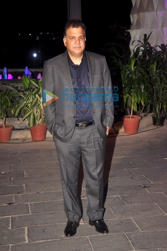 celebs grace rahul thackeray dr aditi thackerays reception 30