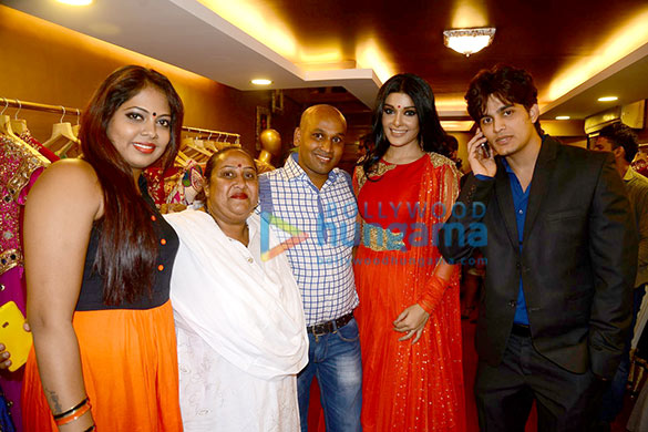 koena mitra at designer gagan kumars store launch 2