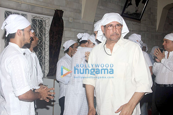 kangna ranaut neil nitin mukesh snapped at madhur bhandarkars moms prayer meet 6