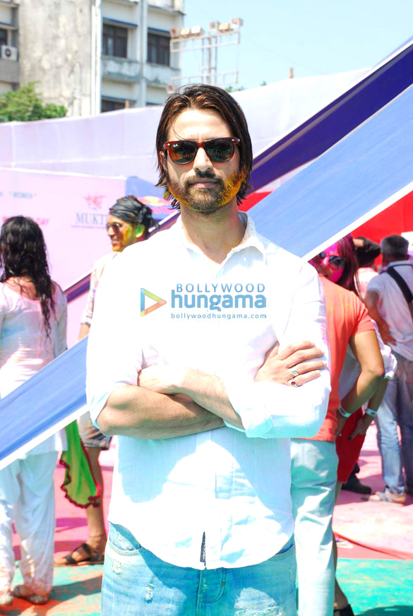celebrities at plus91 holi reloaded 2015 8