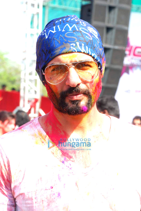 celebrities at plus91 holi reloaded 2015 3