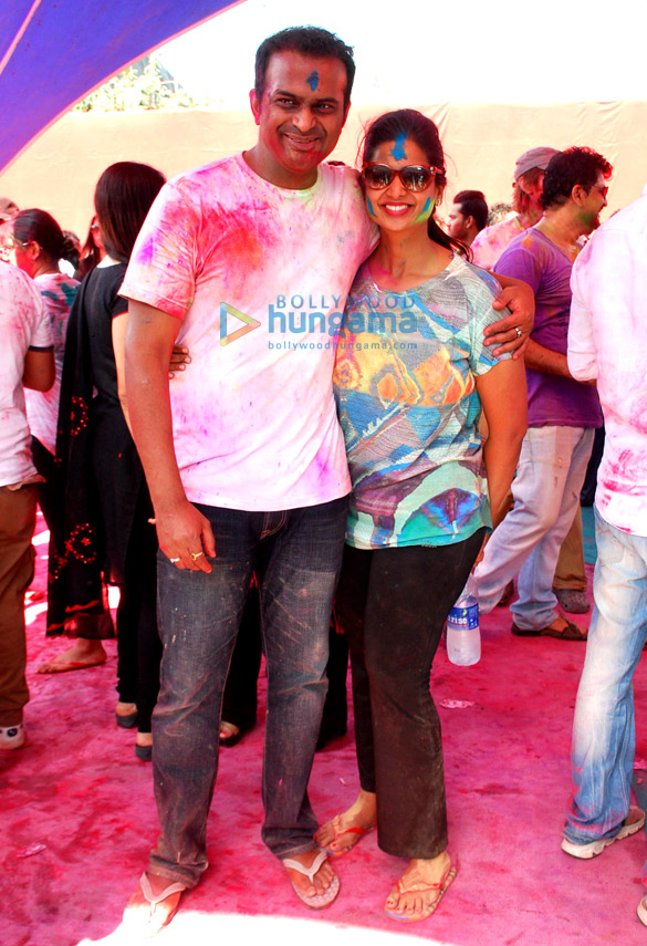 celebrities at plus91 holi reloaded 2015 18