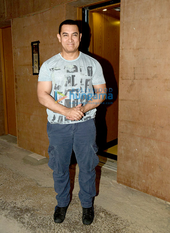 aamir khan celebrates his 50th birthday with media 8