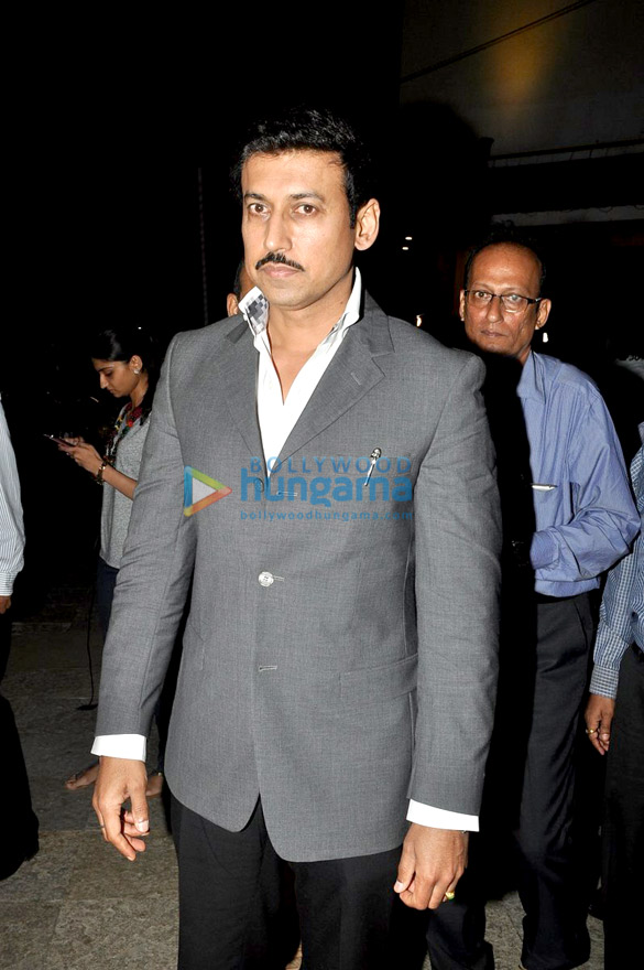aamir khan deepika padukone vidya balan anushka sharma at censor issues meet 24