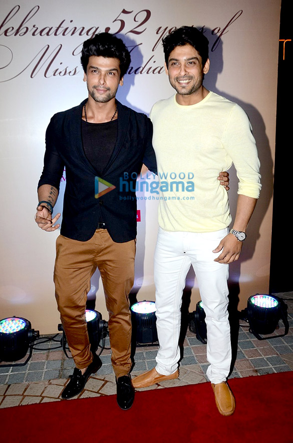 celebs at femina miss india 2015 bash 19