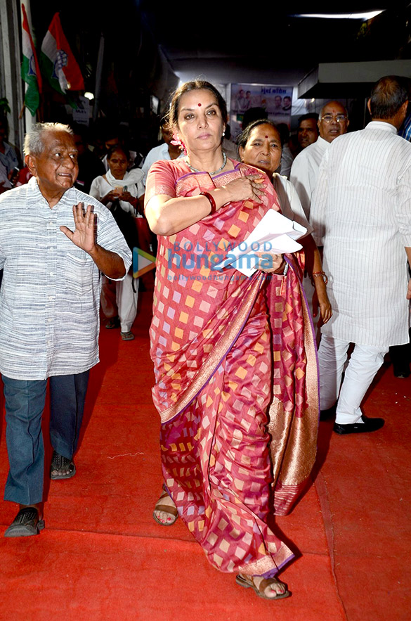 shabana azmi snapped at a political event 8
