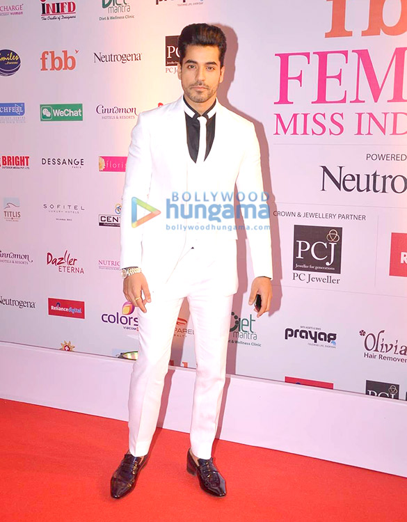 celebs grace the grand finale of fbb femina miss india 2015 24