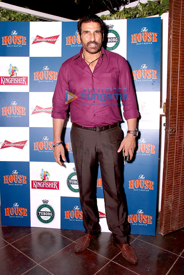 arshad warsi maria goretti at the launch of the house gastropub 5