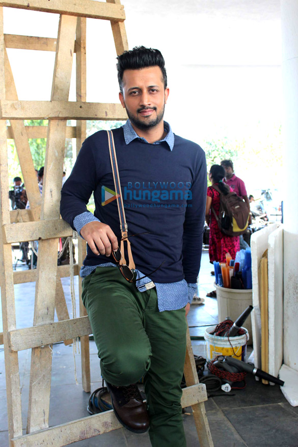 tiger shroff shoots with atif aslam and t series 11