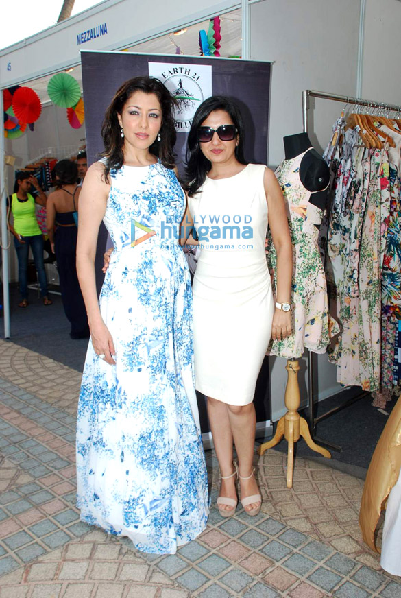shibani dandekar natasha suri at beach princess fair 6