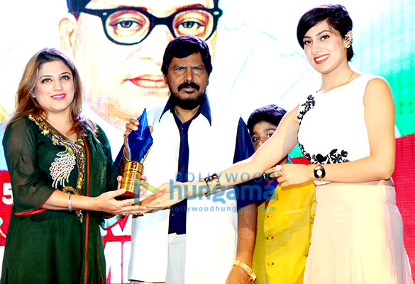 celebs grace 5th bharat ratna dr ambedkar awards 2015 10