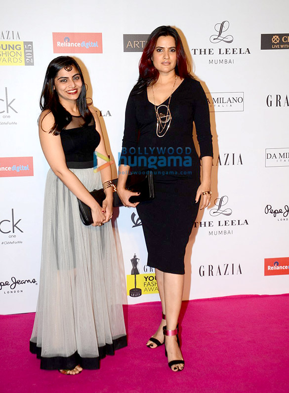 priyanka chopra jacqueline fernandez shraddha kapoor nargis fakhri at grazia young fashion awards 2015 31