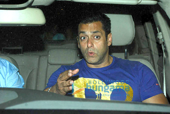 salman khan snapped outside himesh reshammiyas music studio 7