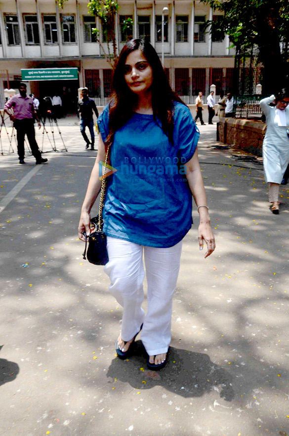 alvira khan snapped attending salman khans hit run hearing 4