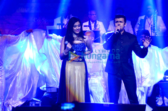 anil kapoor recieves master dinanath mangeshkar awards 2015 8