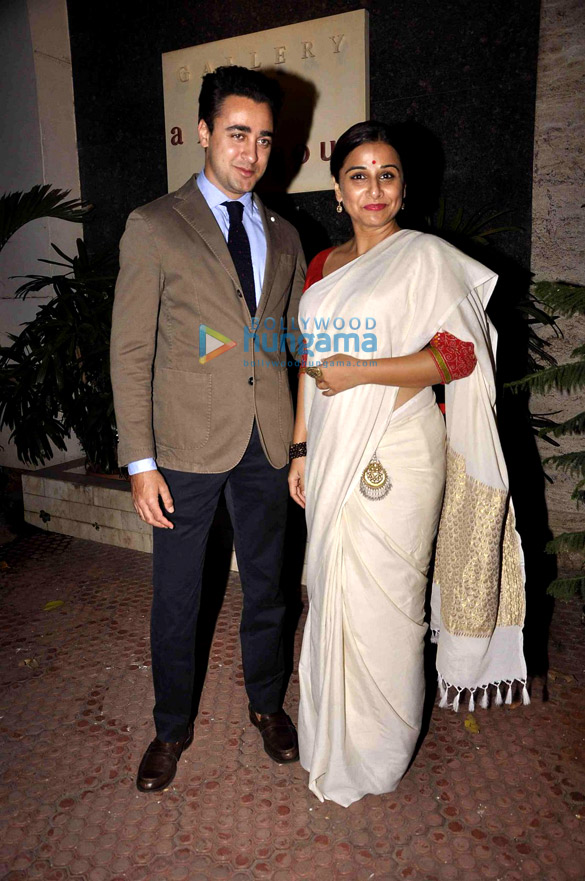 vidya balan imran khan at shayonti roy kapurs art exhibition 10