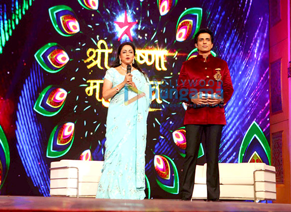 hema malini shraddha kapoor aditi rao hydari perform at shri krishna mahotsav 2015 4