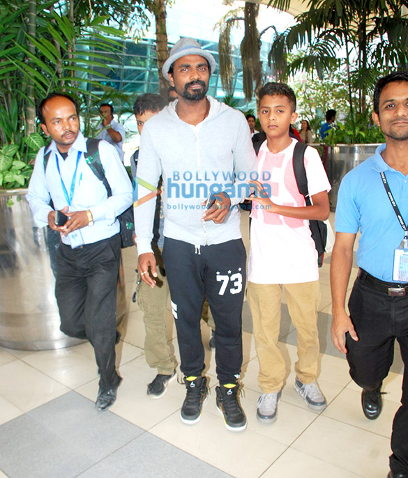 arjun kapoor sonu sood riteish deshmukh huma qureshi jeetendra return from mathura mahotsav 10
