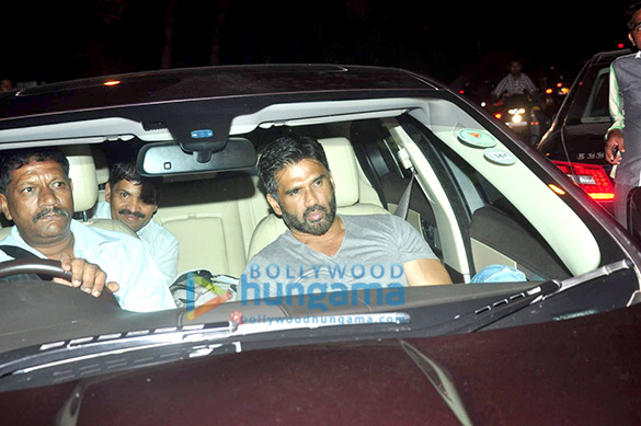 celebs visit salman khan at his house in bandra 13