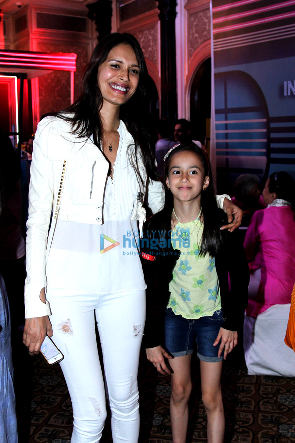 nimrat kaur diana penty at elle carnival for a cause 5