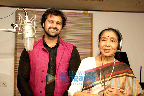 asha bhosle mudasir ali record a song for the film lucknow times 4