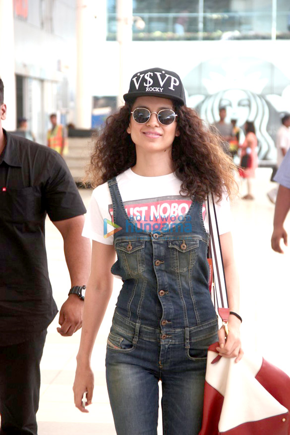 kangna ranaut snapped on her way back from chandigarh 14