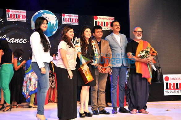 celebs grace bandra inifds vibrance 2015 fashion show 20